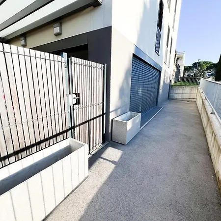 Zoela Apartment Izola Exterior photo